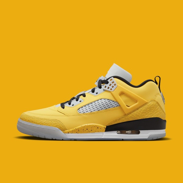 inexpensive us air jordan 1 mid alternate think 16 Jumpmansilverblack You Get a Bright Addition for 41 Lightning With the nike air jordan 1 retro beige 36